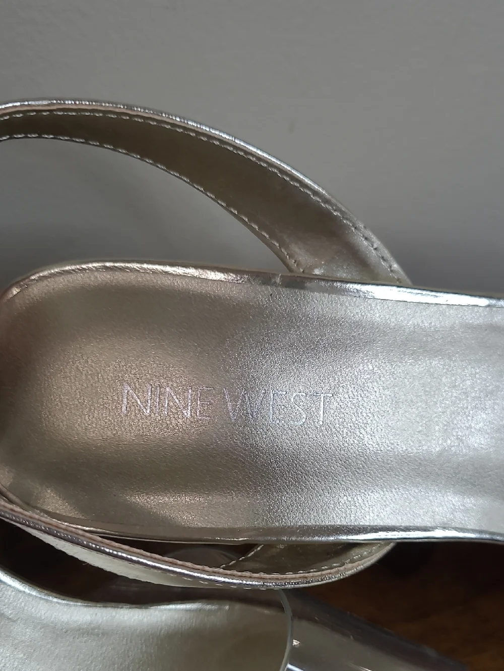 NWOT Nine West Metallic Gold Platform Wedge Sandals with Clear Strap size 8.5